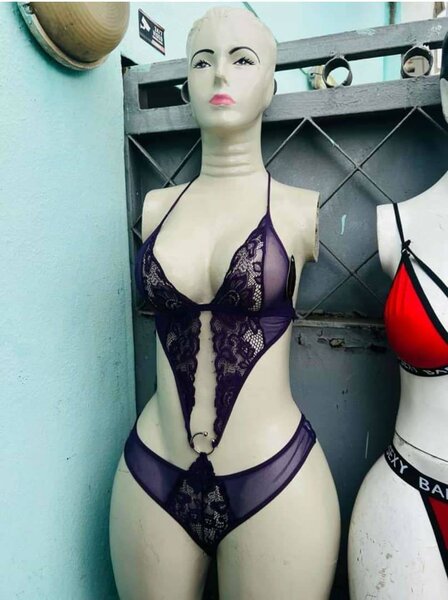 Lingerie dentelle sexy femme