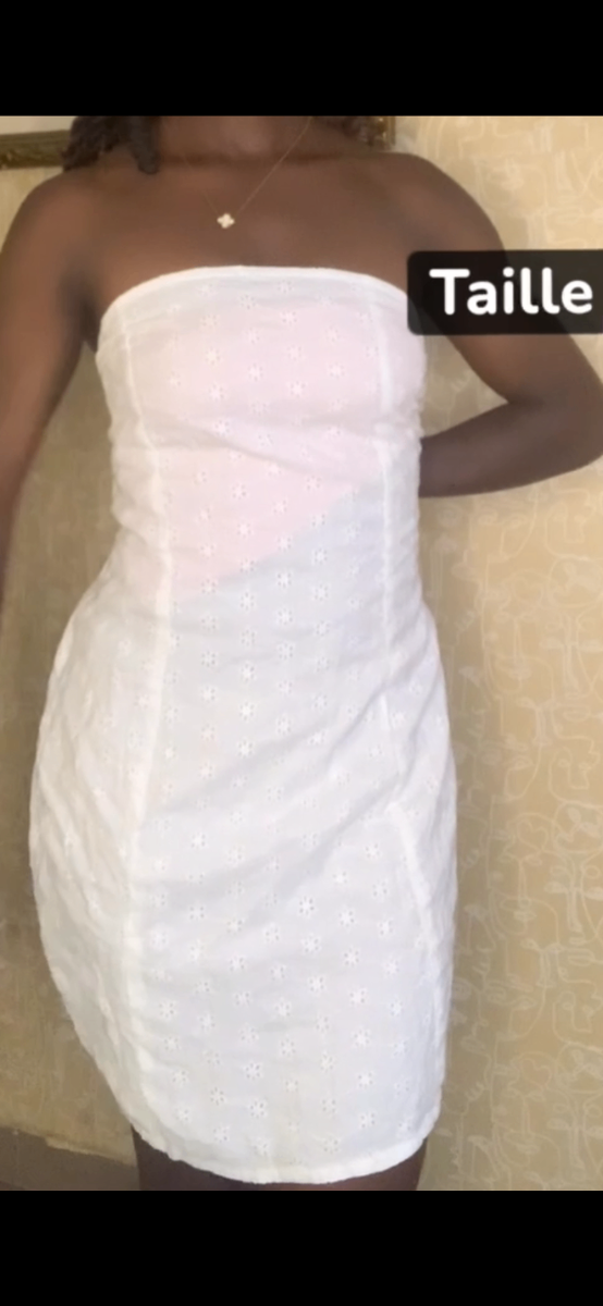 Robe bustier blanche élégante