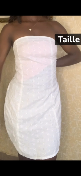 Robe bustier blanche élégante