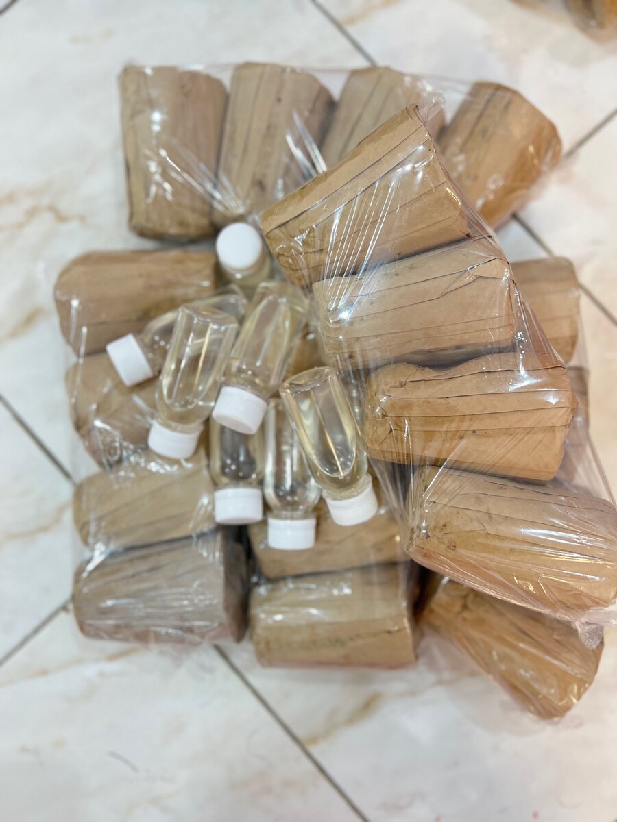 NOUVELLE FORMULE DE SAVON NOIR DU NIGERIA À BASE D'HUILE DE