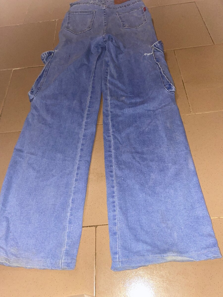 Pantalon cargo en jean bleu