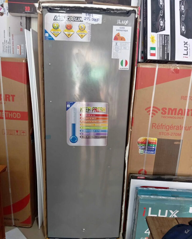 Congélateur Vertical JLux 350L