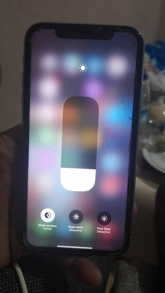 iPhone 11 simple