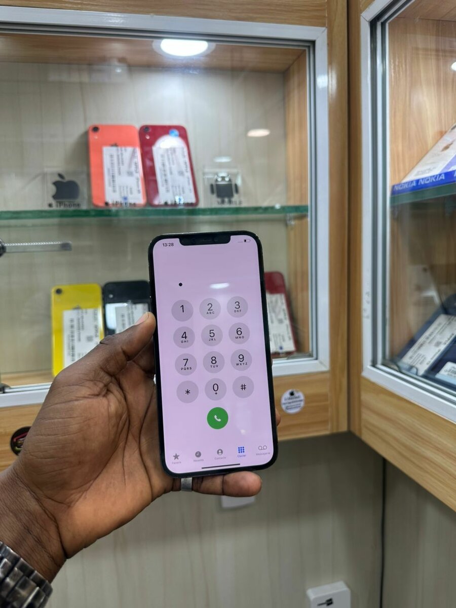 iPhone 15 Pro128Go Blanc