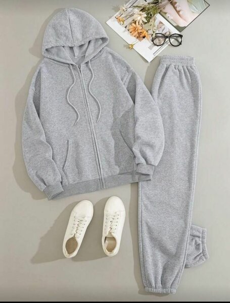 Survêtement en molleton gris