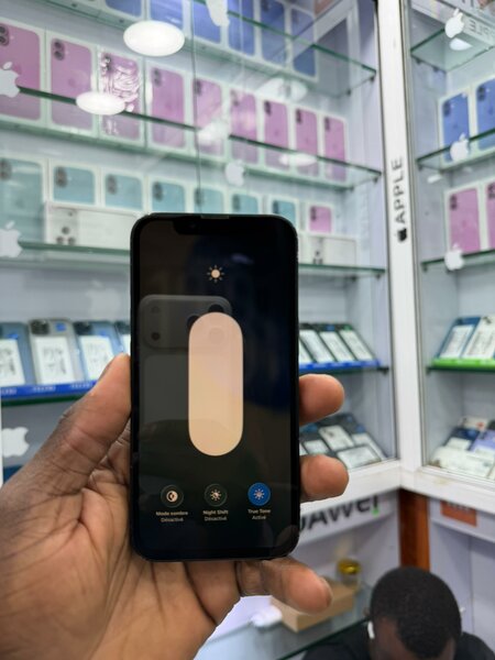 13 simple 128Go tout passe