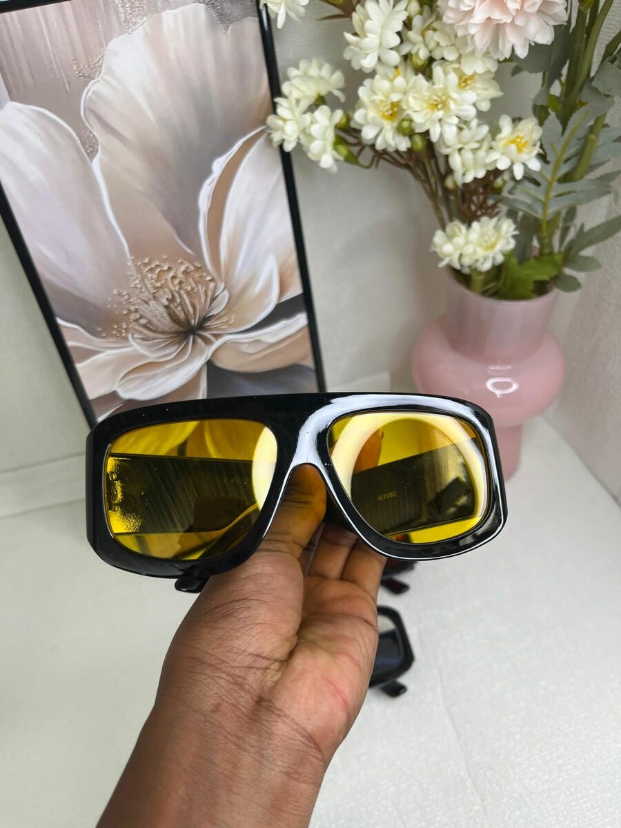 Lunettes de soleil modernes