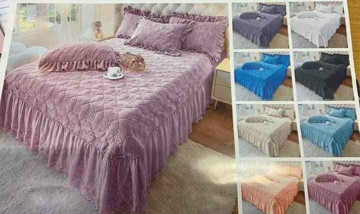 A set of beautiful bed linen pink