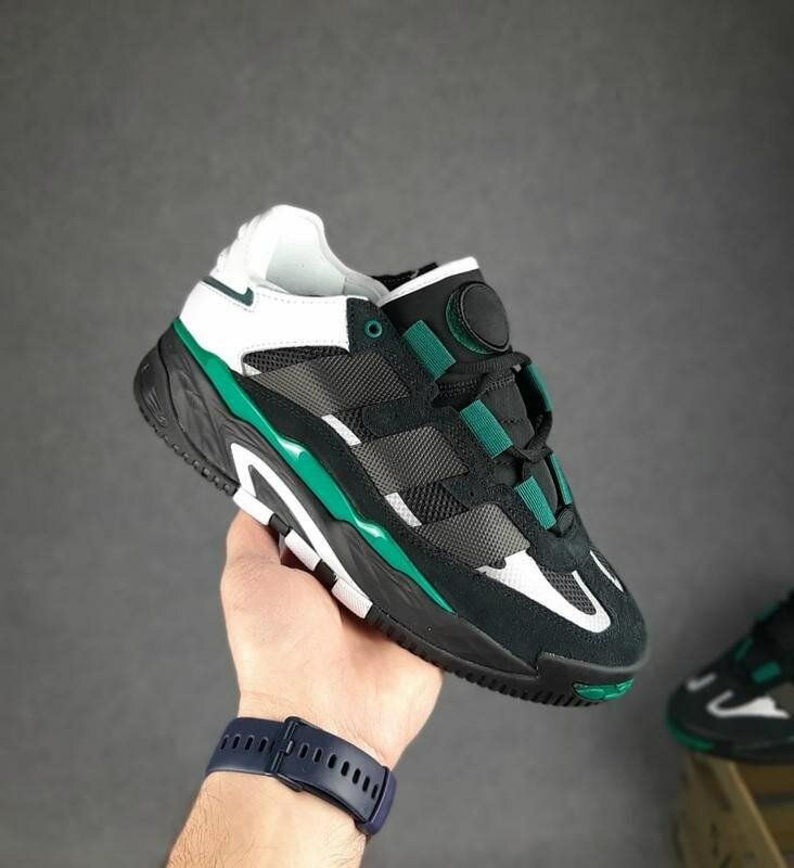 Sneakers tendance noir et vert