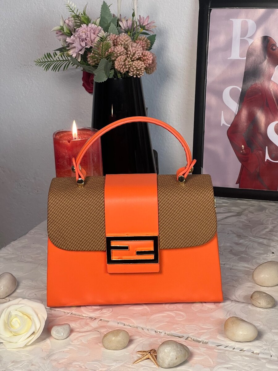 Sac à main élégant en cuir