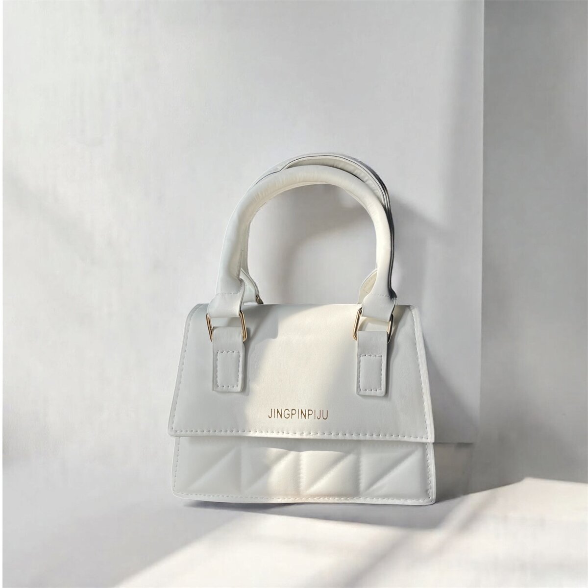 Очень вместительная сумочка