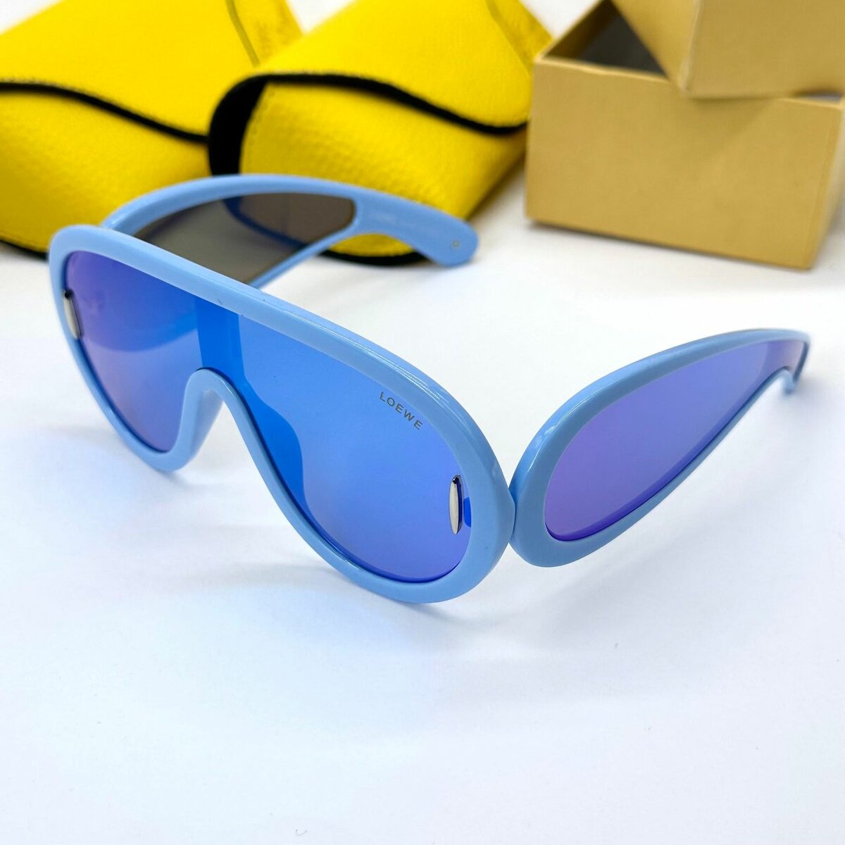 Fashion sunglasses