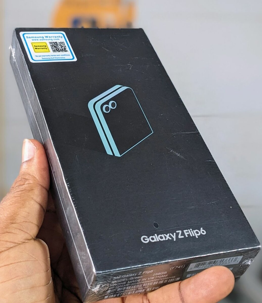 Samsung Galaxy Z Flip6 256/12g