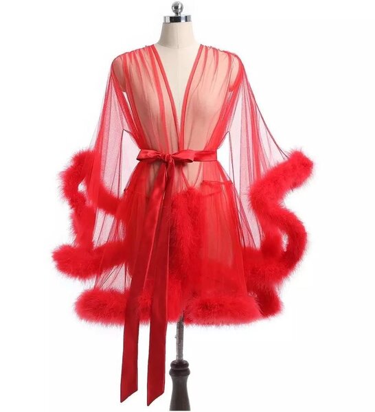 Peignoir en tulle rouge glamour