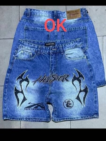 Short en jean imprimé