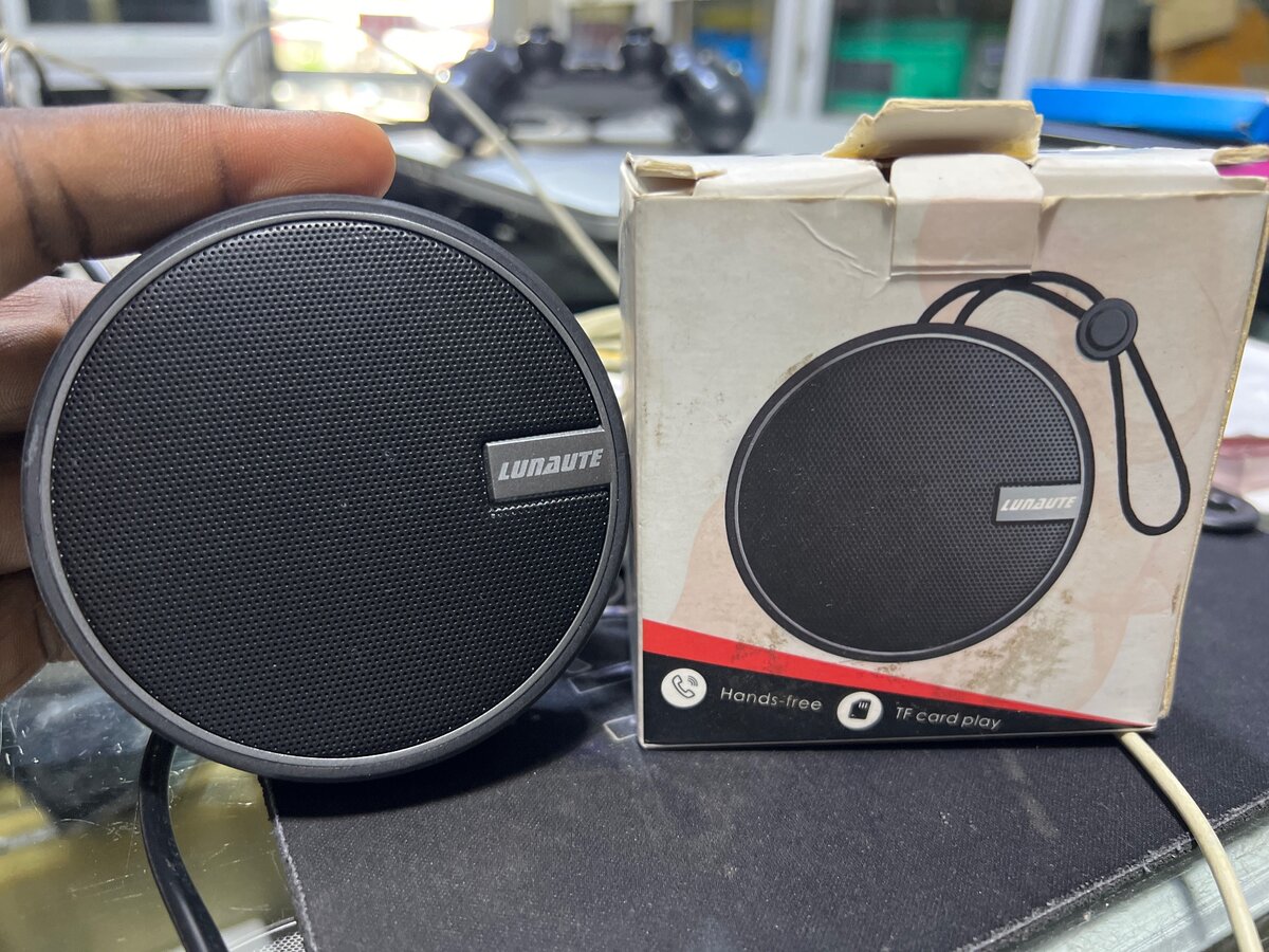 LUNAUTE Portable BLUETOOTH Speaker