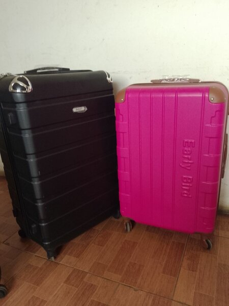 Suitcase traveling bag