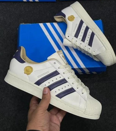 Adidas superstar blanc et bleu