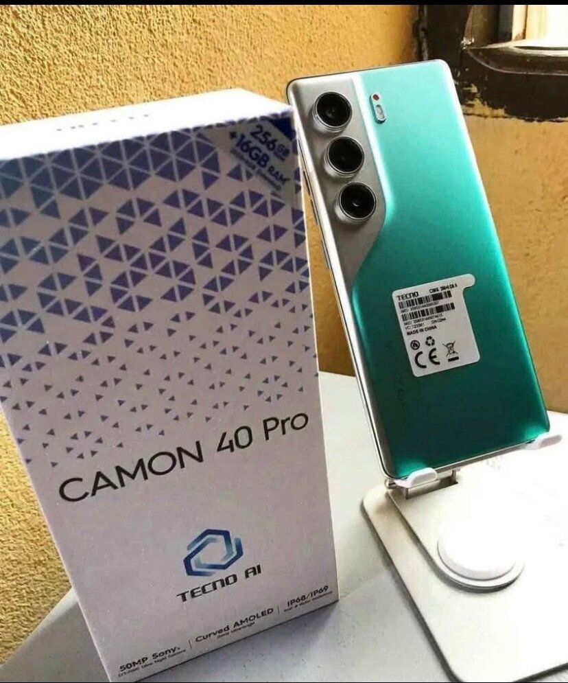 Camon 40 pro