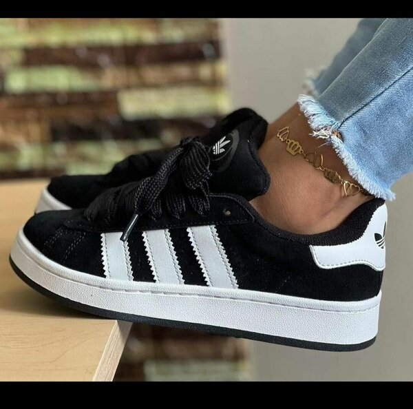 Baskets noires Adidas