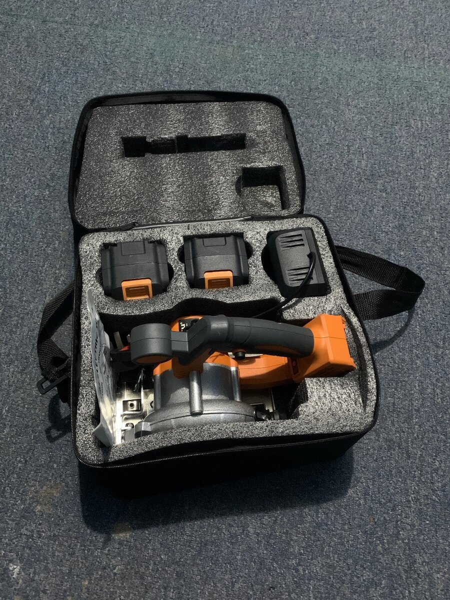 Cordless circular saw