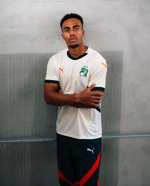 Maillot de côté dIvoire