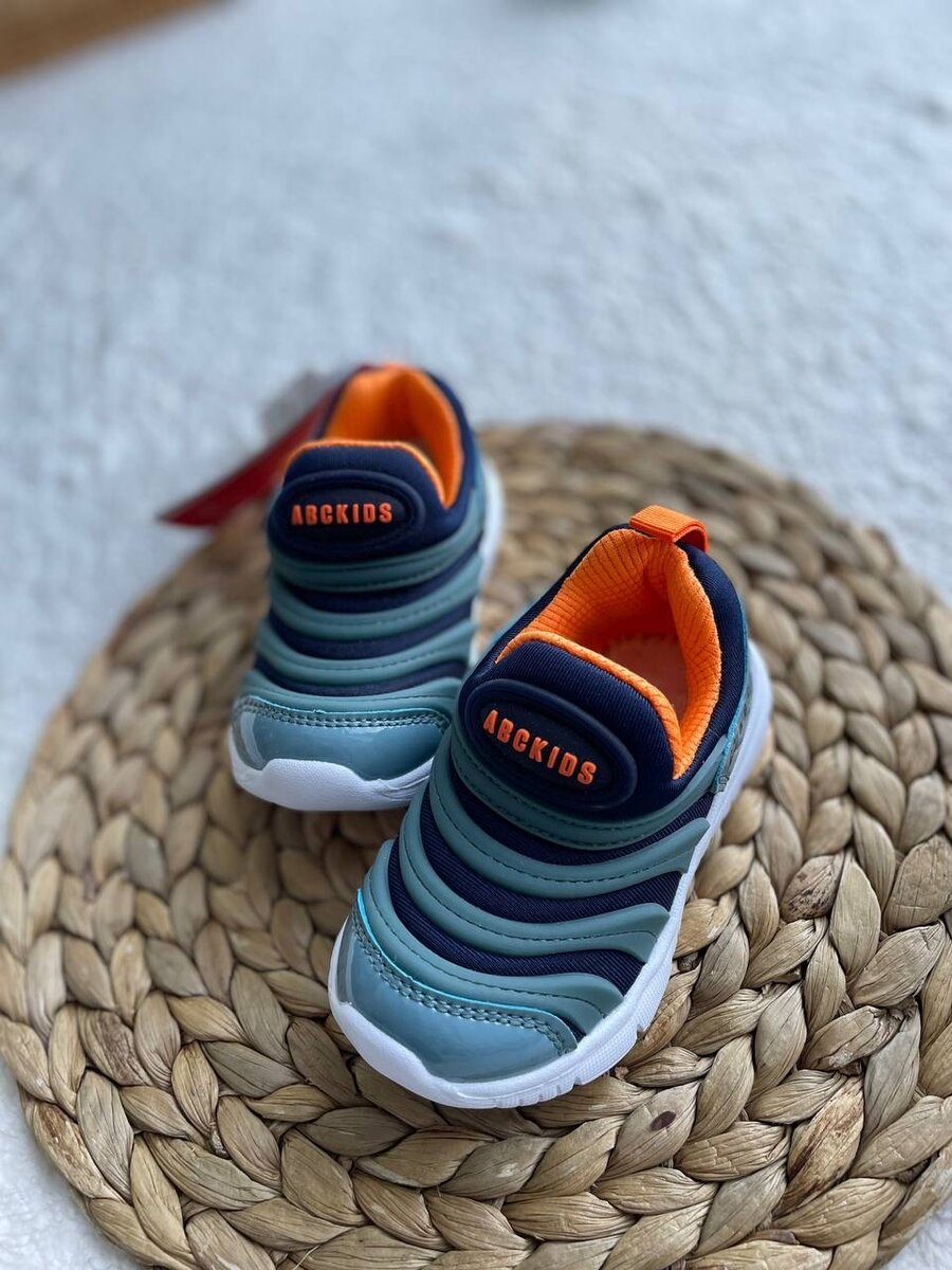 Детские кеды