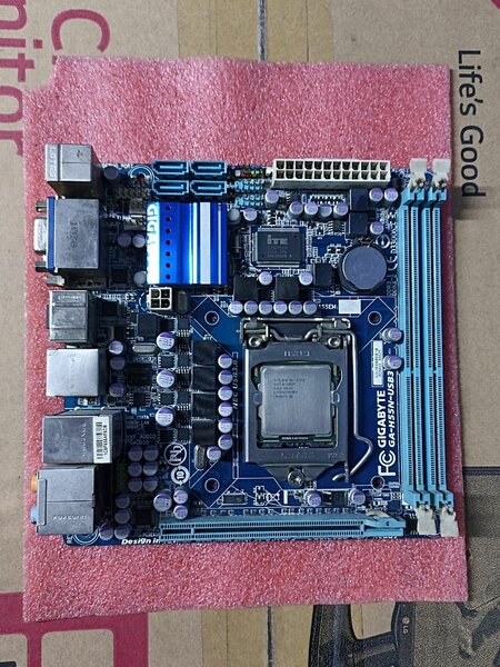 Мат. плата GIGABYTE GA-H55N-USB3 rev1.0  LGA1156 +  i 3 530