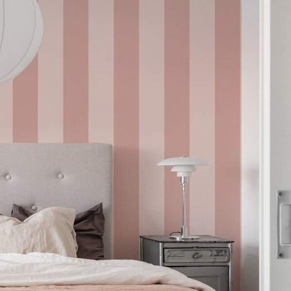 Papier peint rayé rose élégant