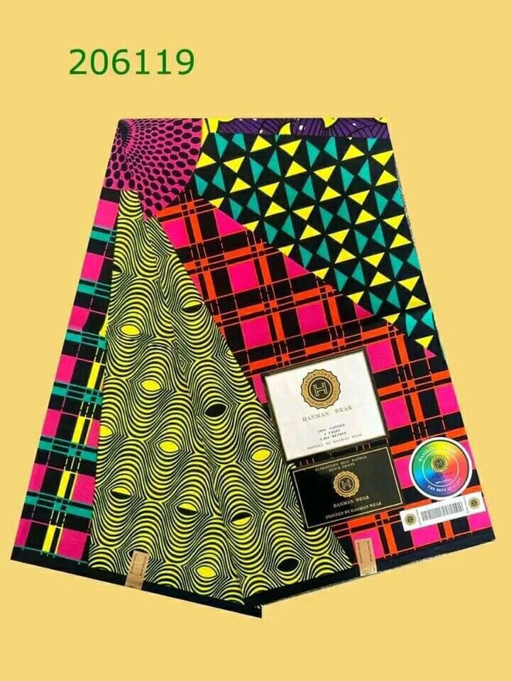 Cotton fabric with 6 yards print  multicoloured