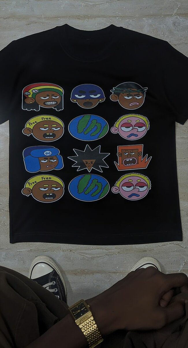 Tee Oscan's Head Army noir