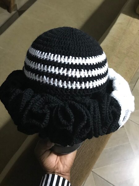 Bonnets crochet colorés