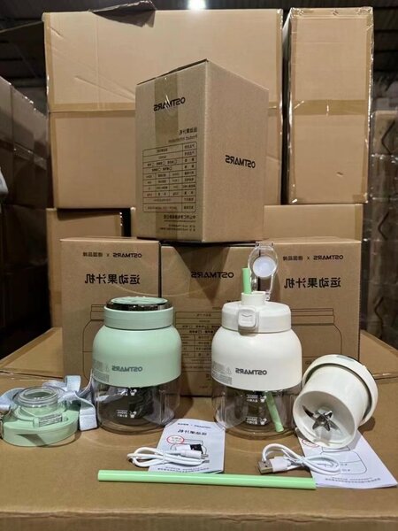 Portable juicer (OSTMARS