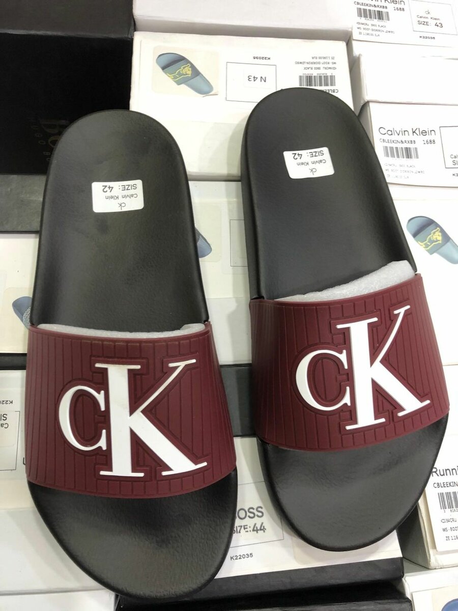 Claquettes élégantes Calvin Klein