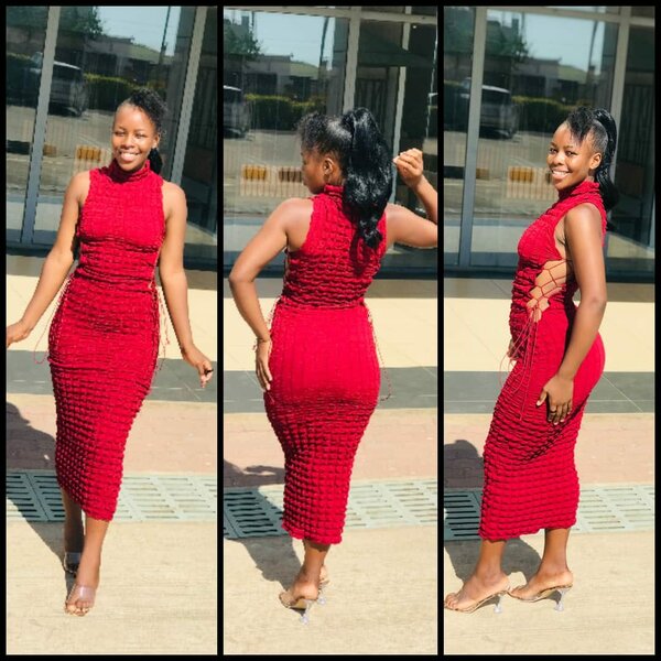 Fitted maxi dress with lacing on the sides