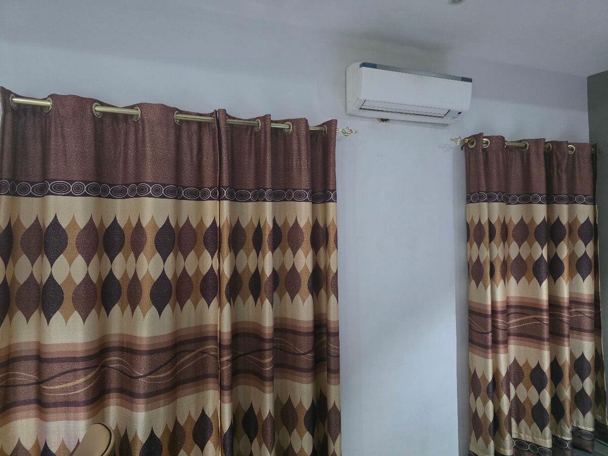 Elegant Curtains (5windows pcs