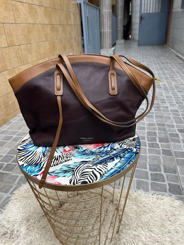 Sac à main élégant en cuir