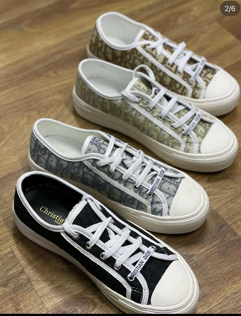 Женская обувь