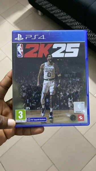 NBA 2K25 pour PS4