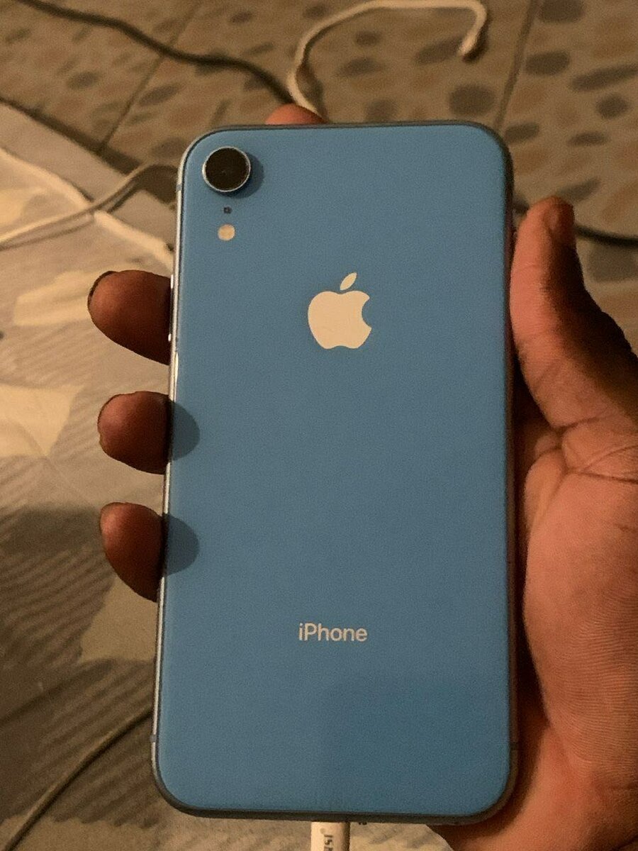 iPhone XR