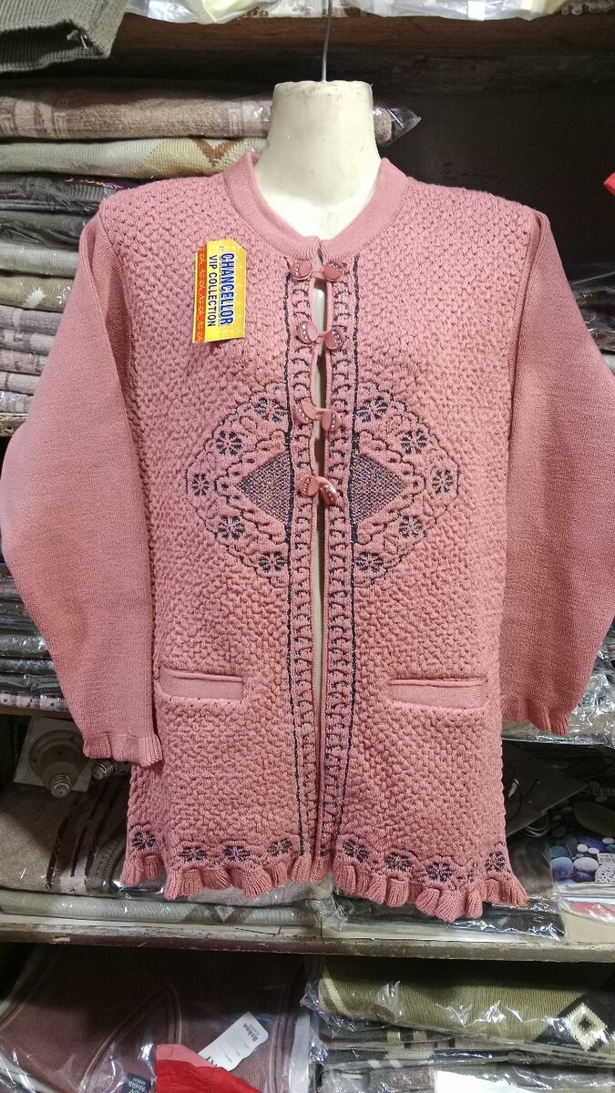 Ladies lakra Jersi in round shape