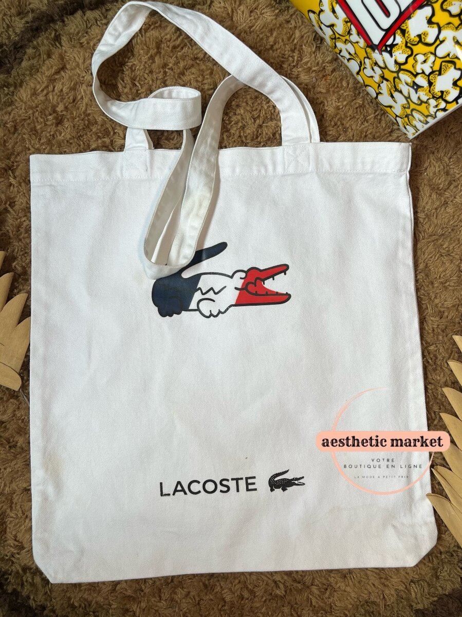 Tote bag
