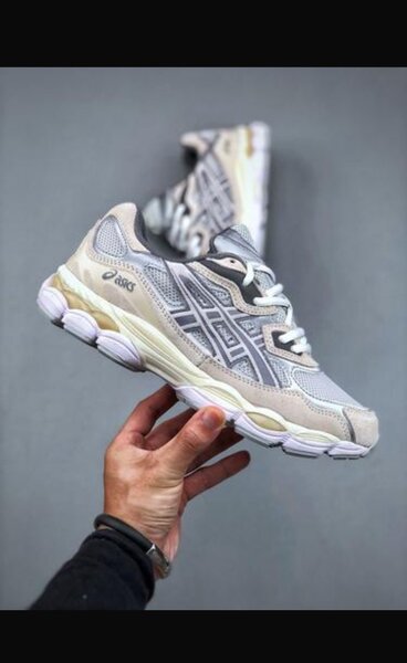 Baskets  asic confortables