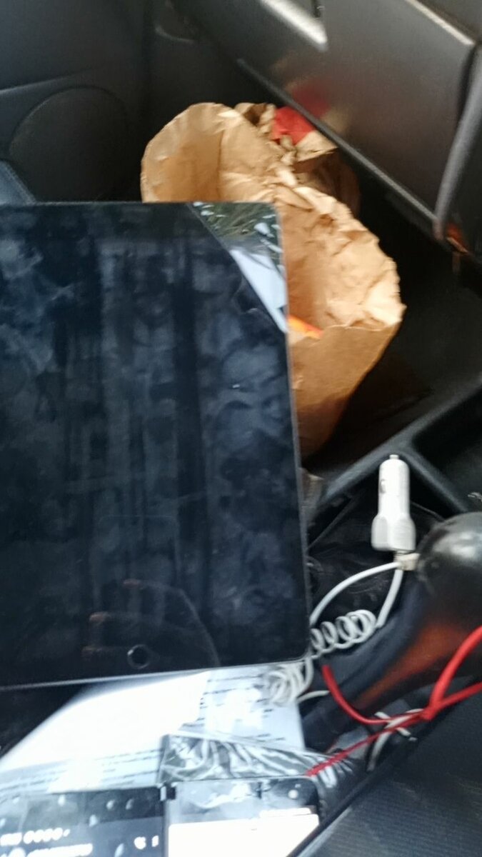 Ipad 9 th generation with sim 64 gb