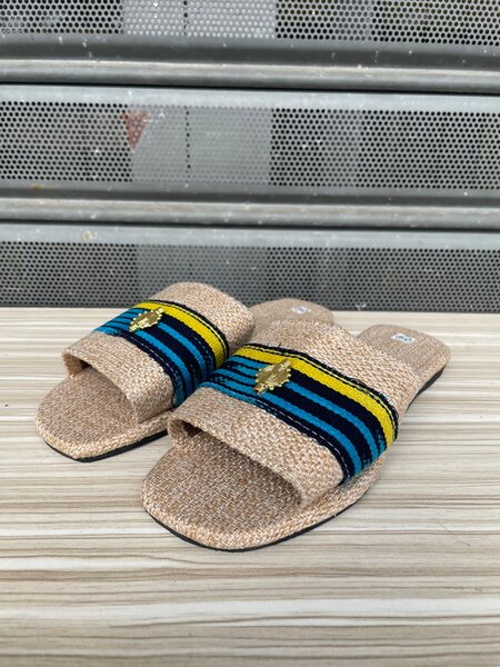 Sandales