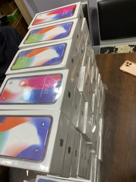 iPhone X simple 64giga neuf