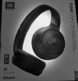 JBL headphone