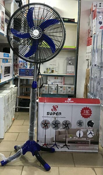 Ventilateur sur pied 18 pouces