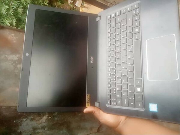Acer Laptop Portable Puissant