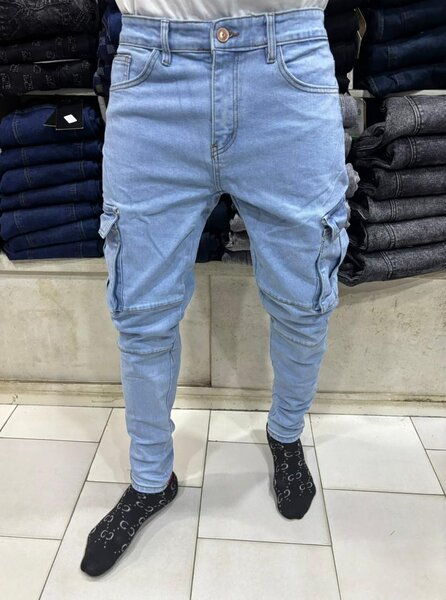 Pantalon cargo en jean bleu